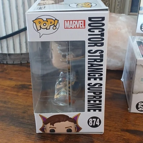 Doctor Strange Supreme Funko Pop Figure - Picture 3 of 6